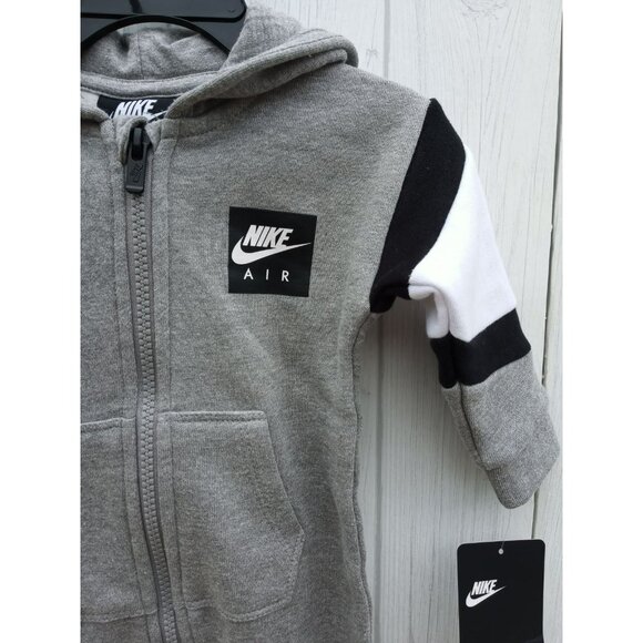 0/3 MONTHS NIKE BABY NEWBORN ROMPER / JUMPSUIT - Picture 4 of 5